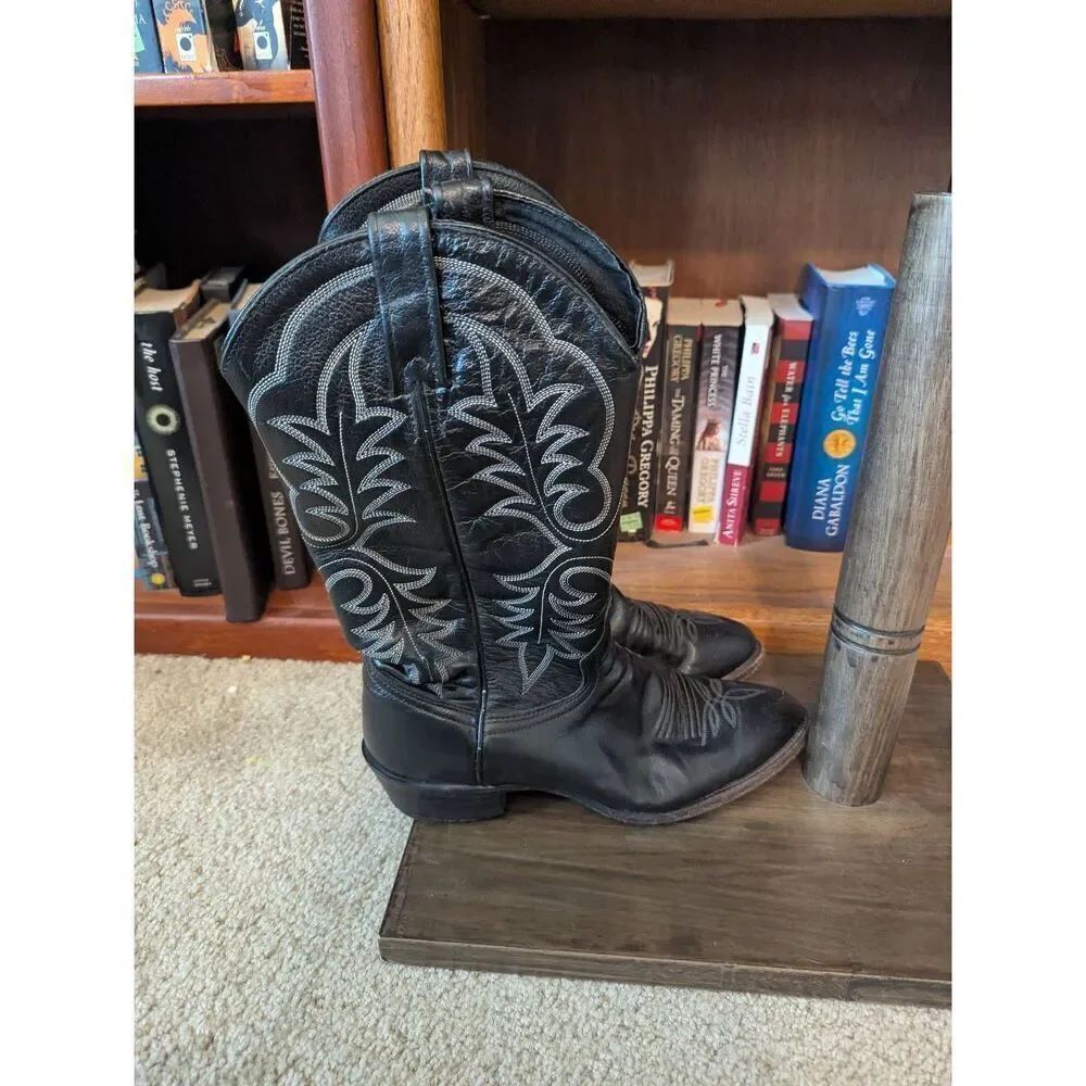 J. Chisholm Cowboy Boots Size 9 D Black Leather Pointed Toe Stitched Pull On